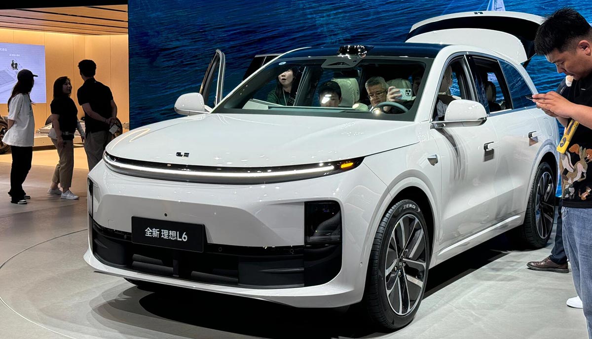 Li Auto sees 20,000th Li L6 roll off line