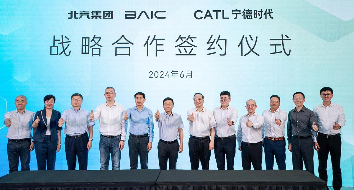 CATL, BAIC form partnership on skateboard chassis and battery swap