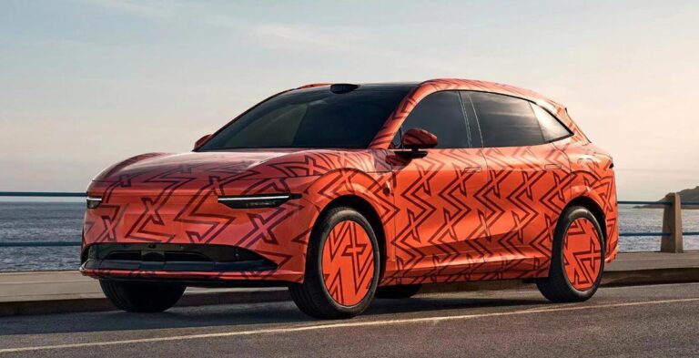 Zeekr releases camouflage photos of 'CX1e' SUV that will target family market