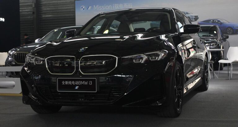 German luxury brands back away from China's auto market price war