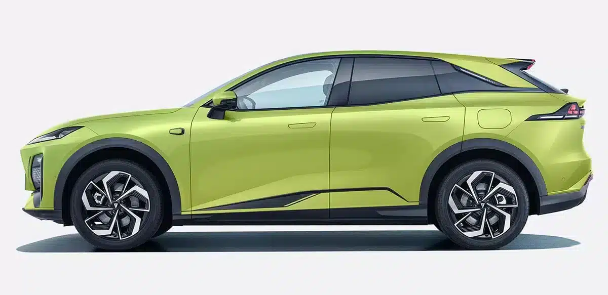 Changan's NEV unit Deepal launches global model S07, starting at ,730 in China