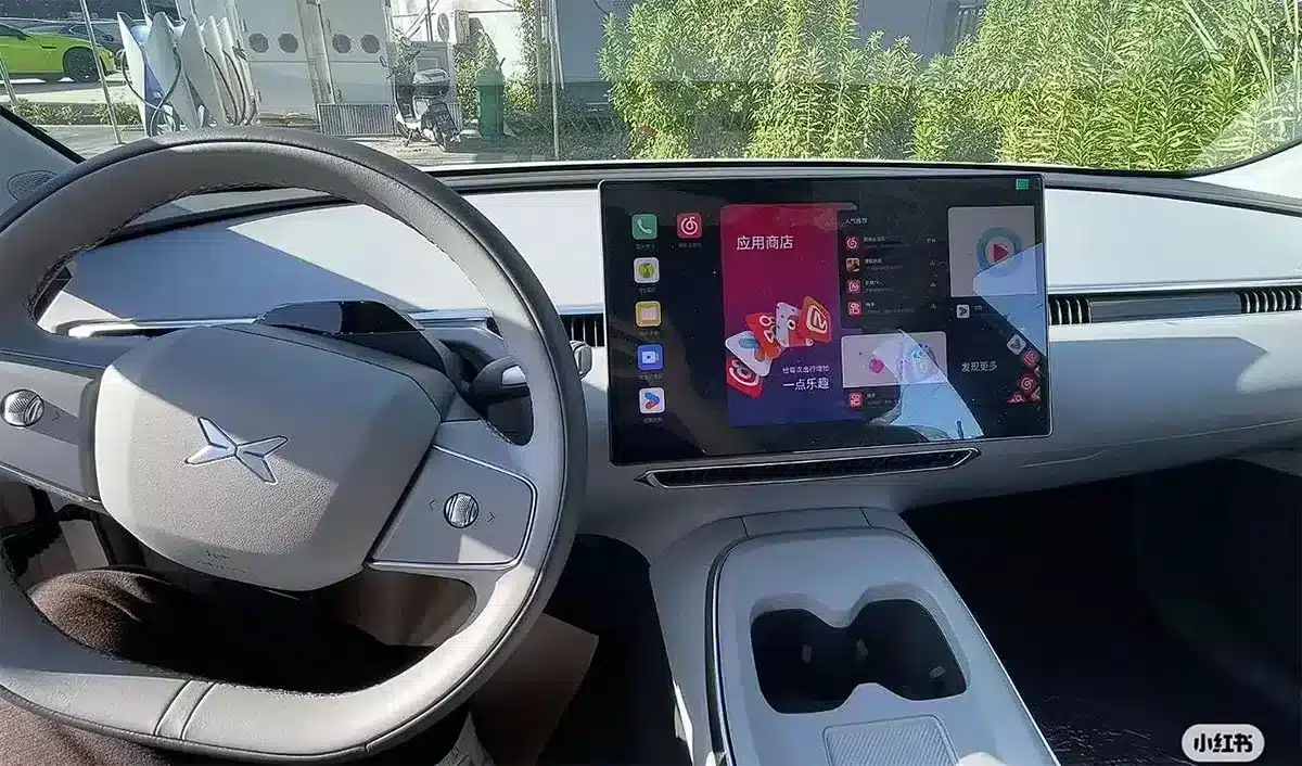 Spy shots reveal interior of Xpeng Mona M03