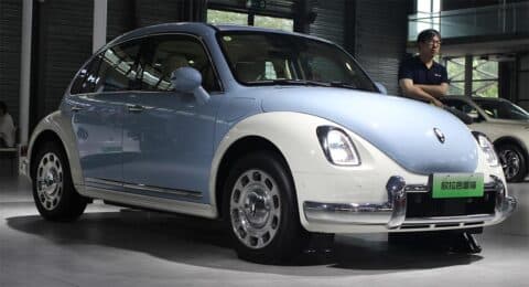 China NEV retail at 722,000 in Jul 1-28, down 5% from same period last month