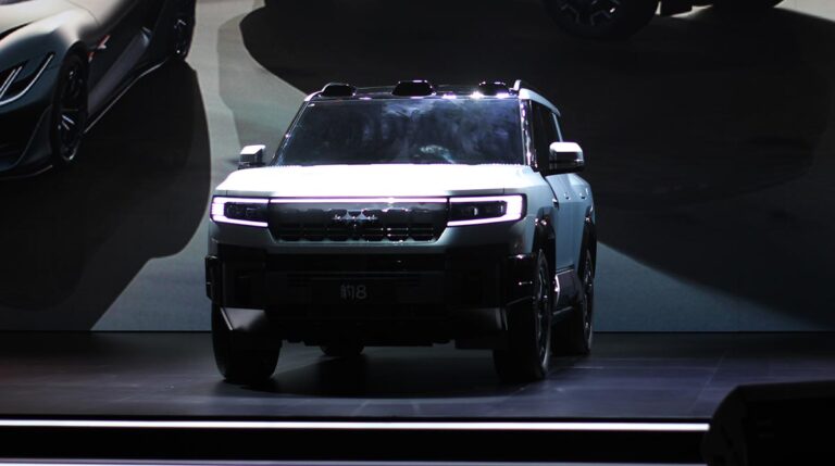 BYD to adopt Huawei's smart driving system on Fang Cheng Bao's new model Bao 8, report says