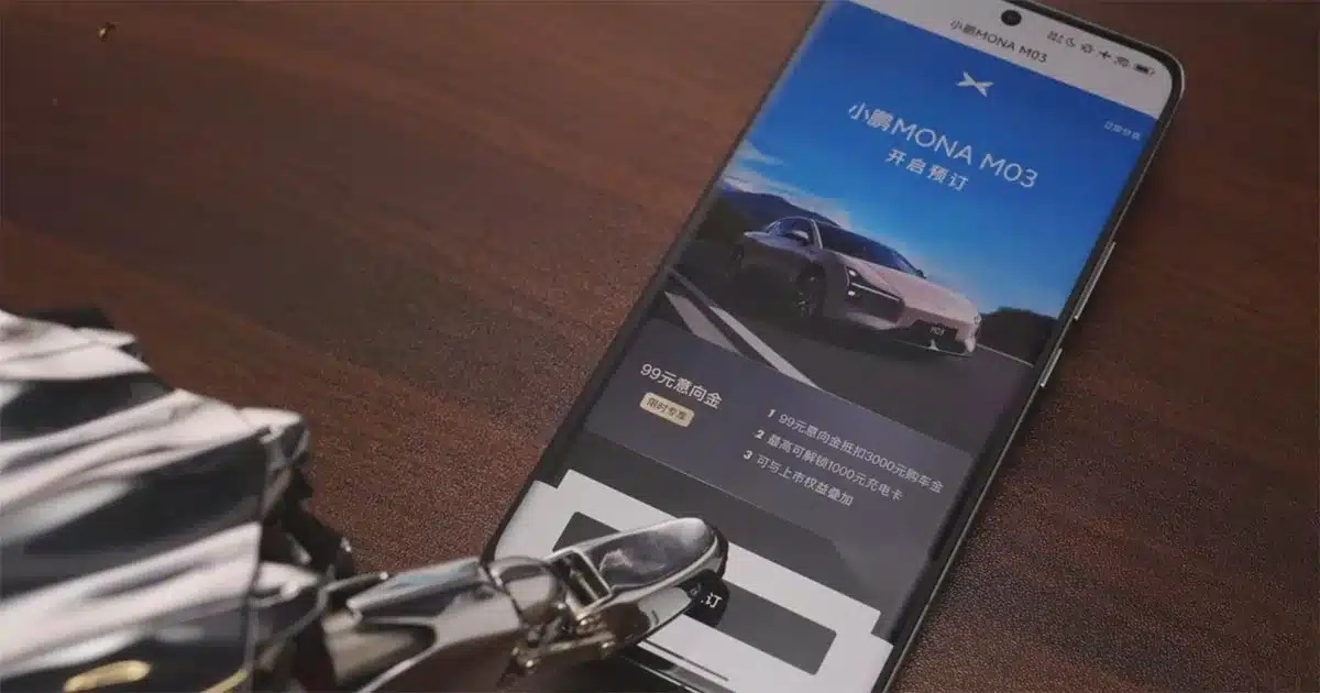 Xpeng's AI robot can complete reservation for Mona M03, video shows