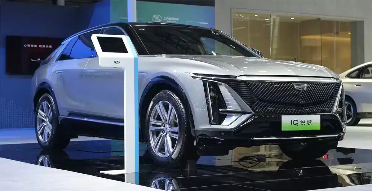 GM reportedly cuts jobs in China as sales decline