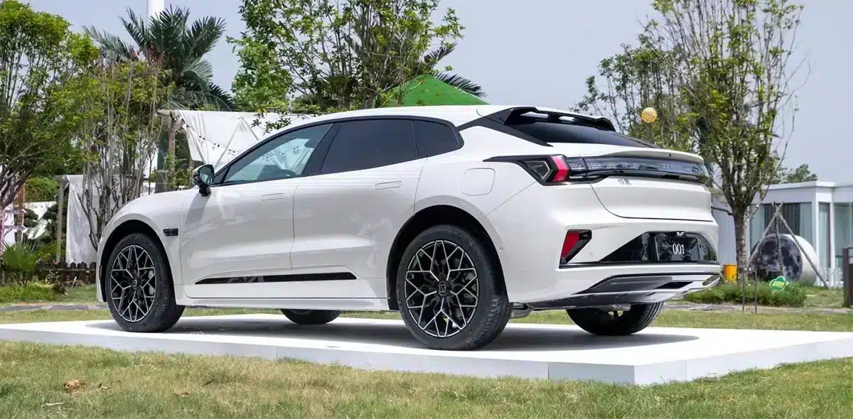 Zeekr launches updated 001 and 007 with faster charging and enhanced driver assist capabilities