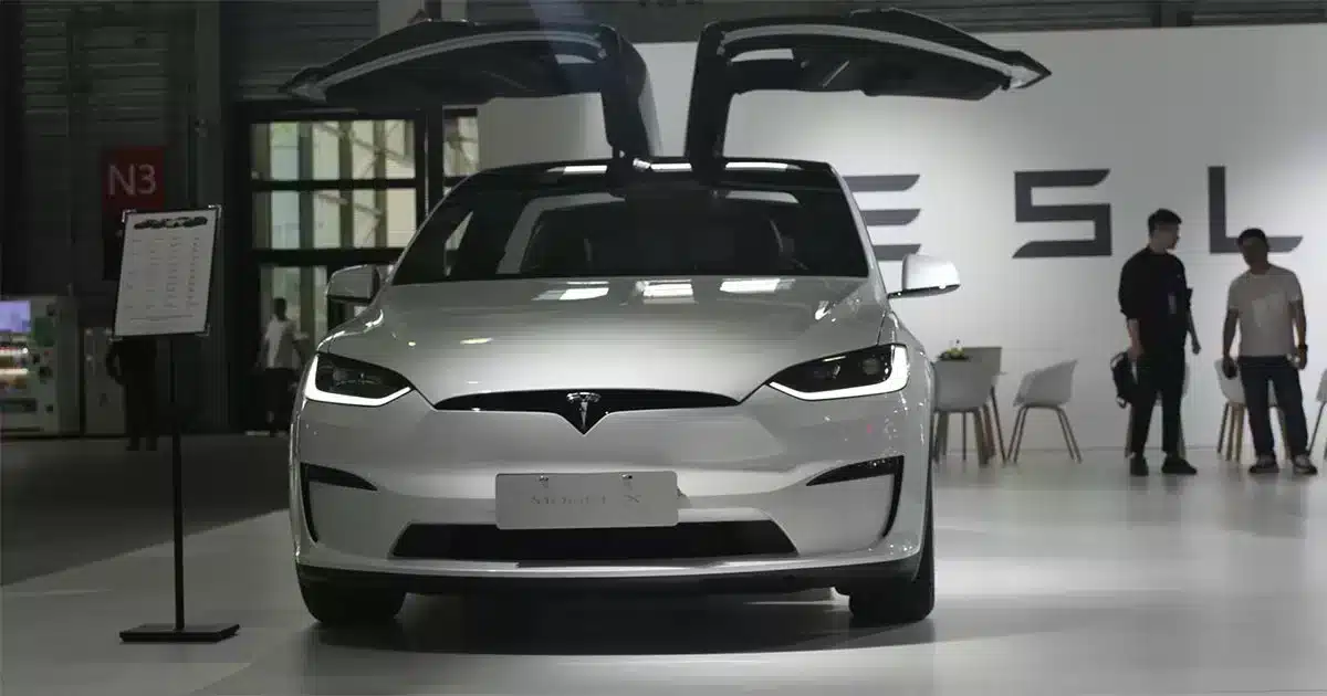 Tesla recalls 870 imported Model X cars in China