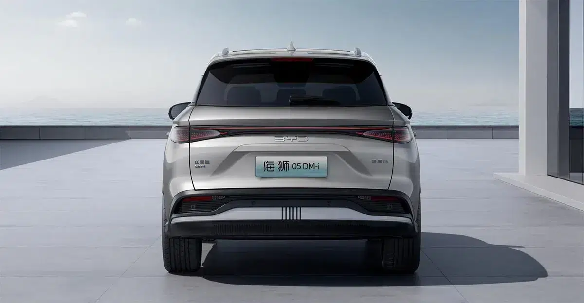 BYD shares 1st exterior images of new model Sealion 05 DM-i