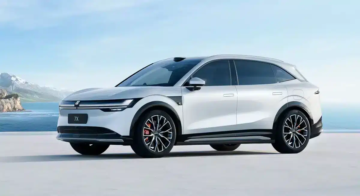 Zeekr launches 7X SUV for families with starting price of ,590