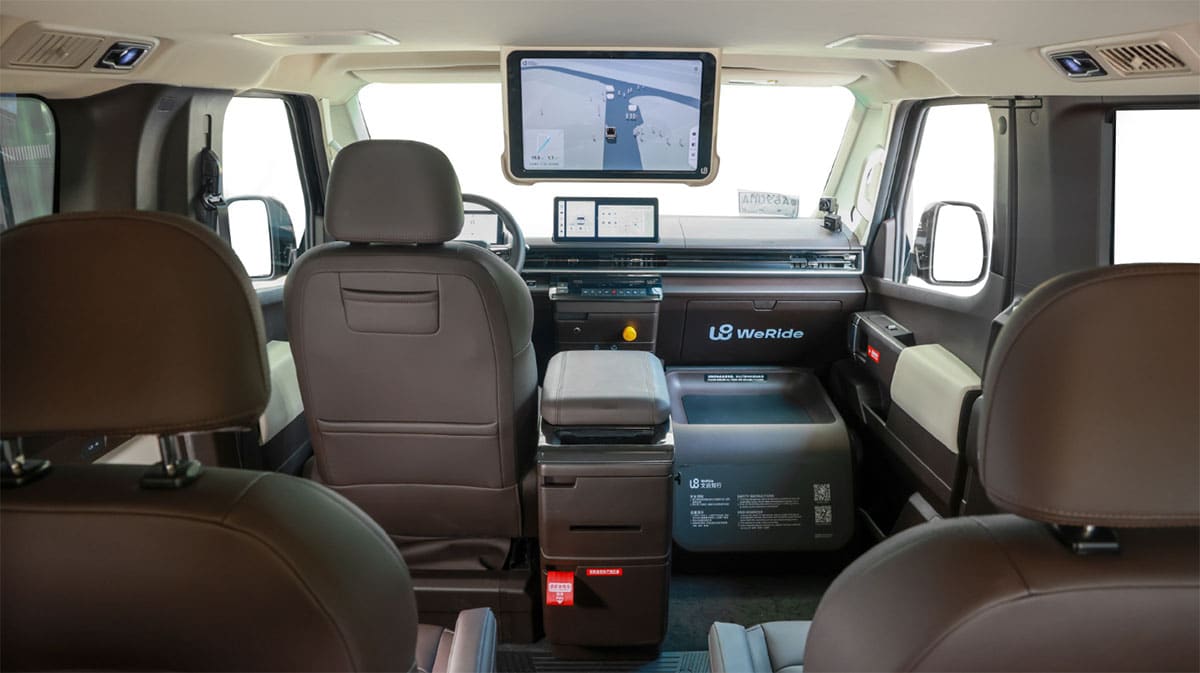 WeRide unveils new robotaxi GXR with large interior space