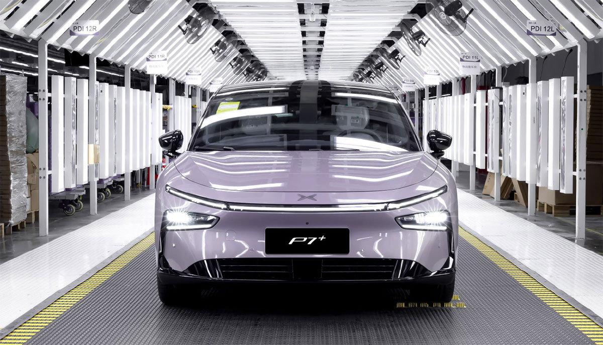Xpeng sees P7+ electric sedan's 1st production cars roll off line