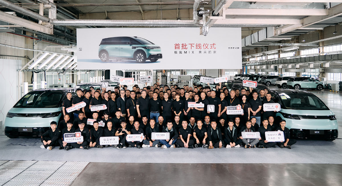 Zeekr sees Mix's 1st production cars roll off line ahead of Oct 23 launch