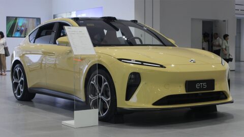 EU pushes ahead with additional tariffs on Chinese EVs, continues discussions on price undertakings