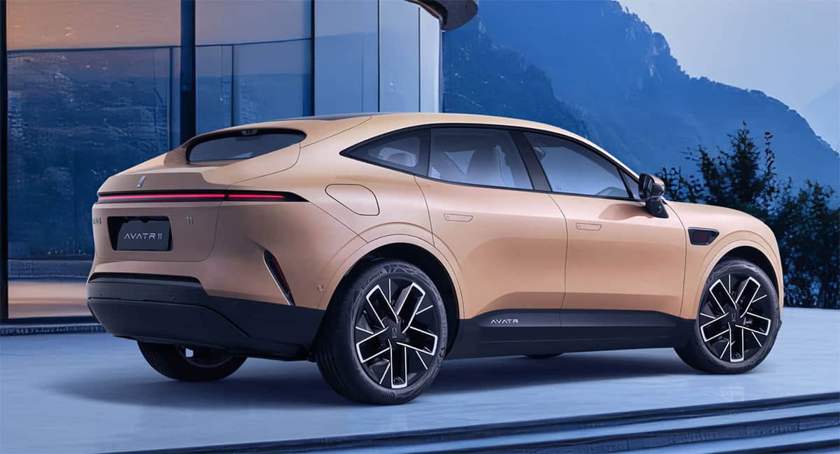 Avatr launches updated Avatr 11 SUV, adds hybrid variants on top of BEVs