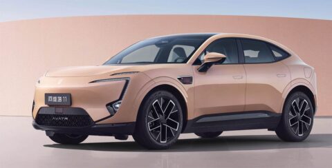 Avatr launches updated Avatr 11 SUV, adds hybrid variants on top of BEVs