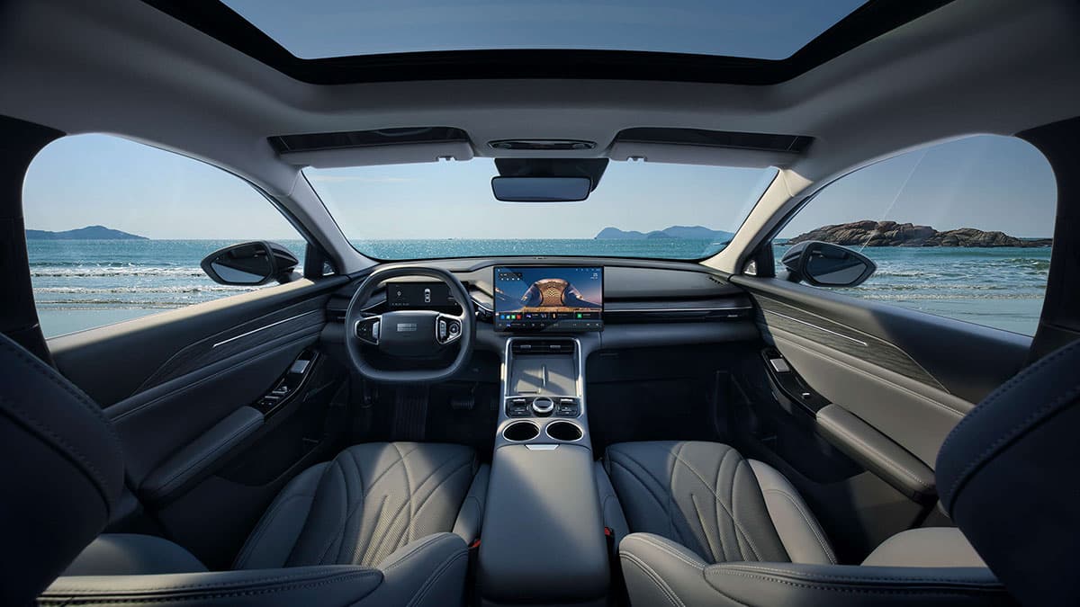 Geely launches hybrid Galaxy L6 EM-i sedan, prices start at ,300