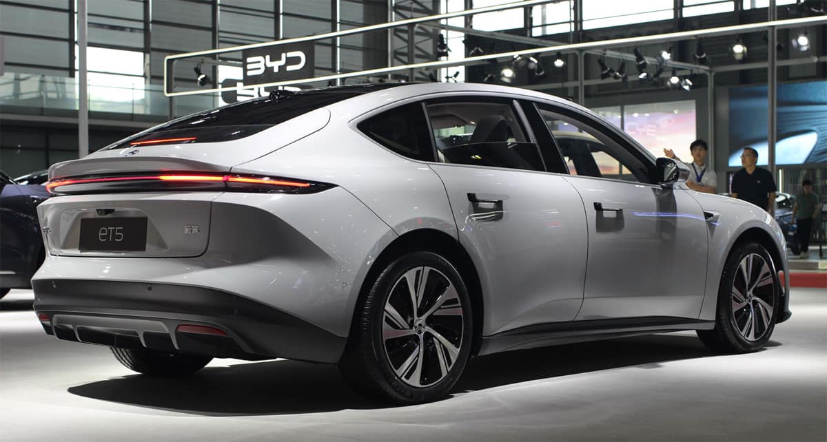 Nio CEO peps up morale of smart driving team as competition intensifies