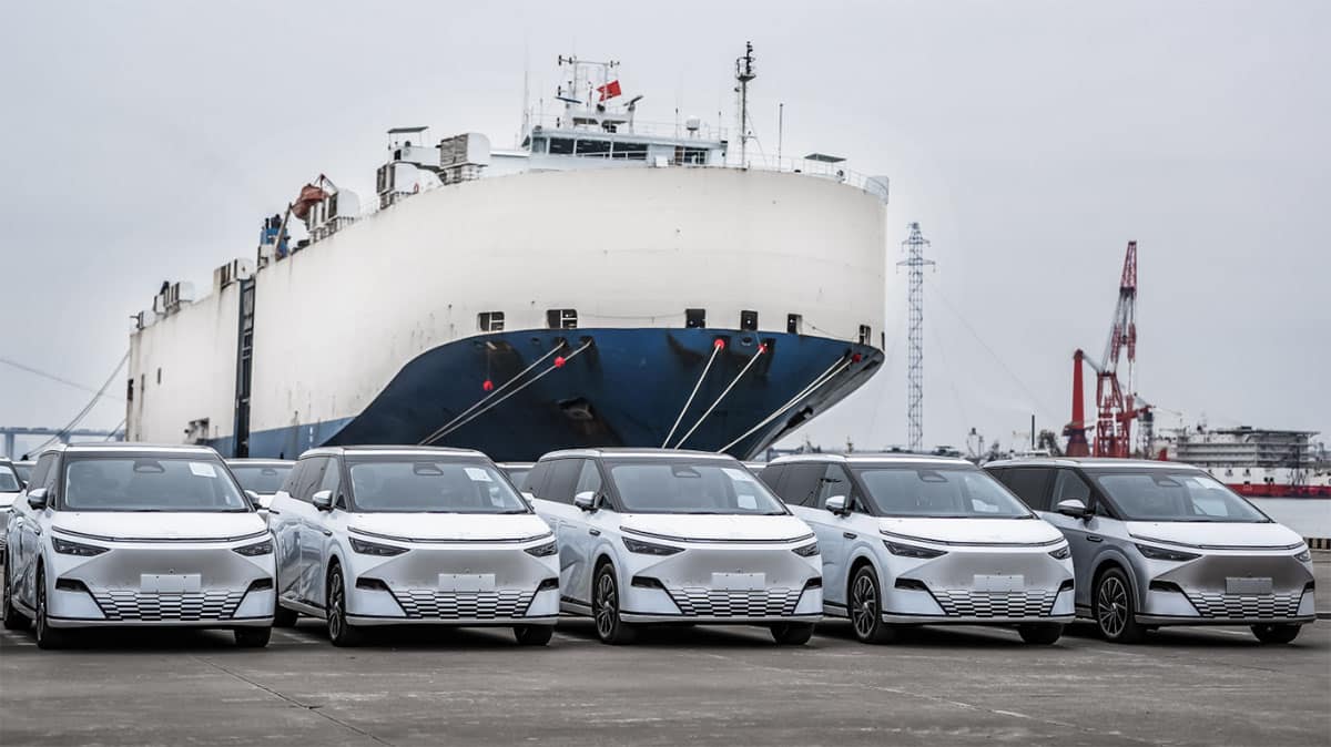 Xpeng ships 300 X9 MPVs to Thailand, bringing its highest-priced model to global markets