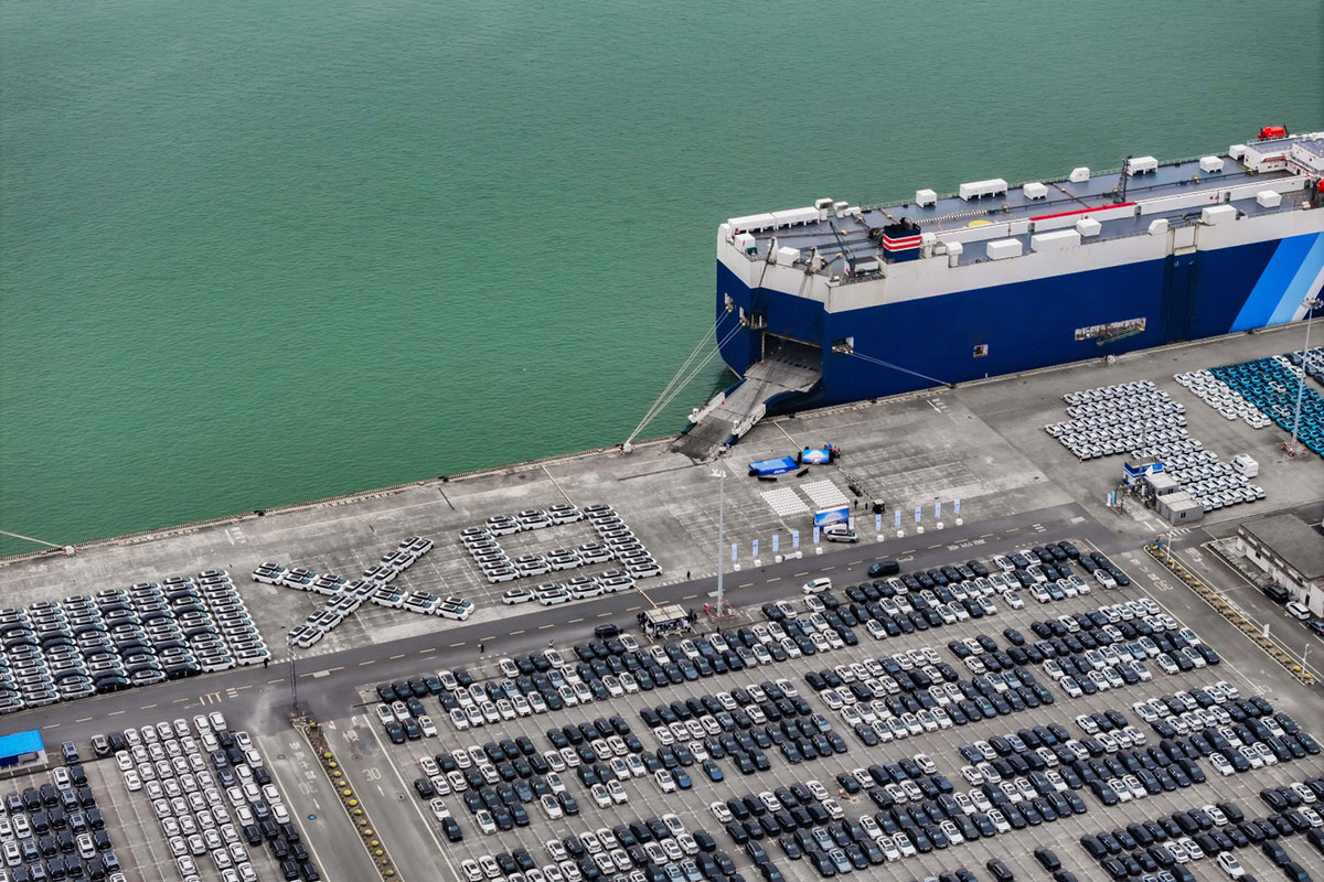 Xpeng ships 300 X9 MPVs to Thailand, bringing its highest-priced model to global markets