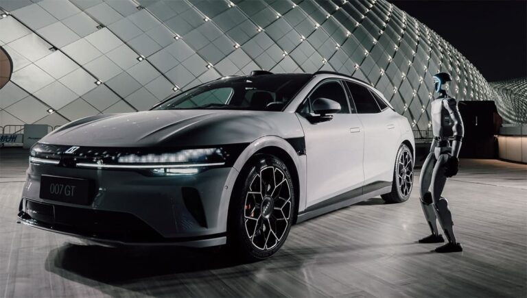 Zeekr 007 GT makes real-life debut, launch set for mid-Apr