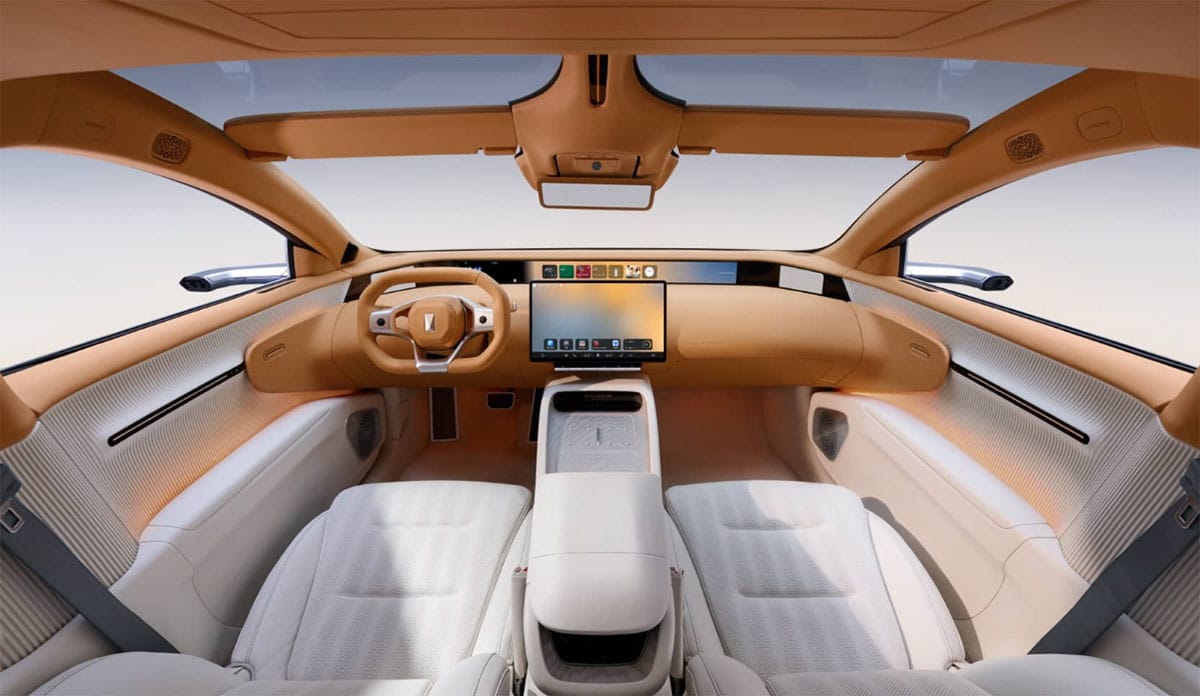 Avatr officially launches Avatr 012 luxury sedan, priced from ,420