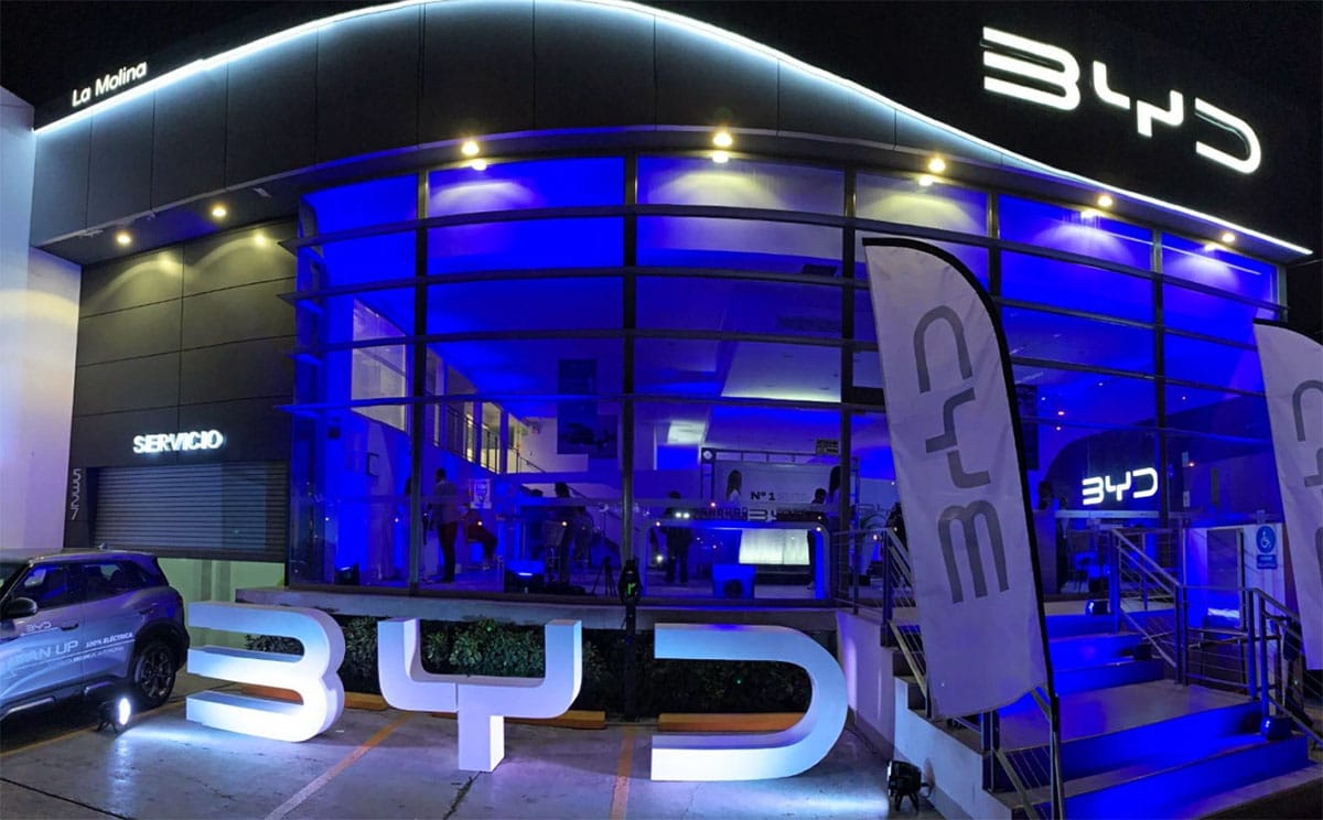 BYD's 1st flagship showroom in Peru opens