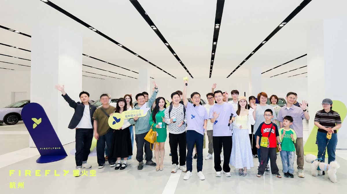 Nio Firefly begins deliveries in China