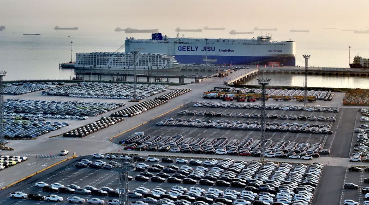 Geely's 1st self-operated car carrier goes into service
