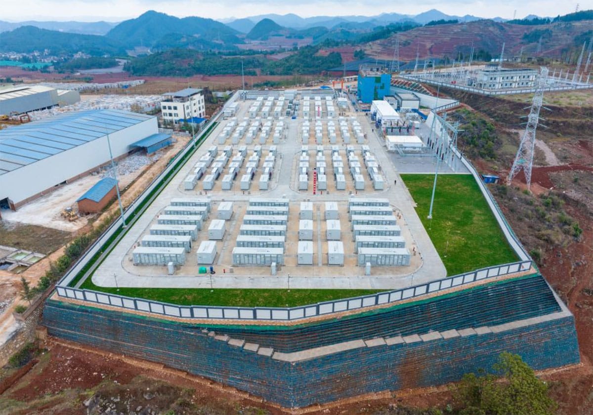 China's 1st large-scale lithium-sodium hybrid energy storage station goes into operation