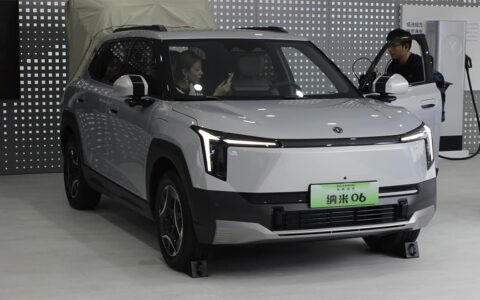 Chinese regulator gathers automakers to discuss zero-mileage used car sales, report says