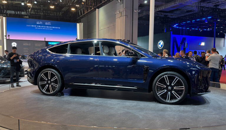 Nio's highest-priced ET9 delivers 682 units in May