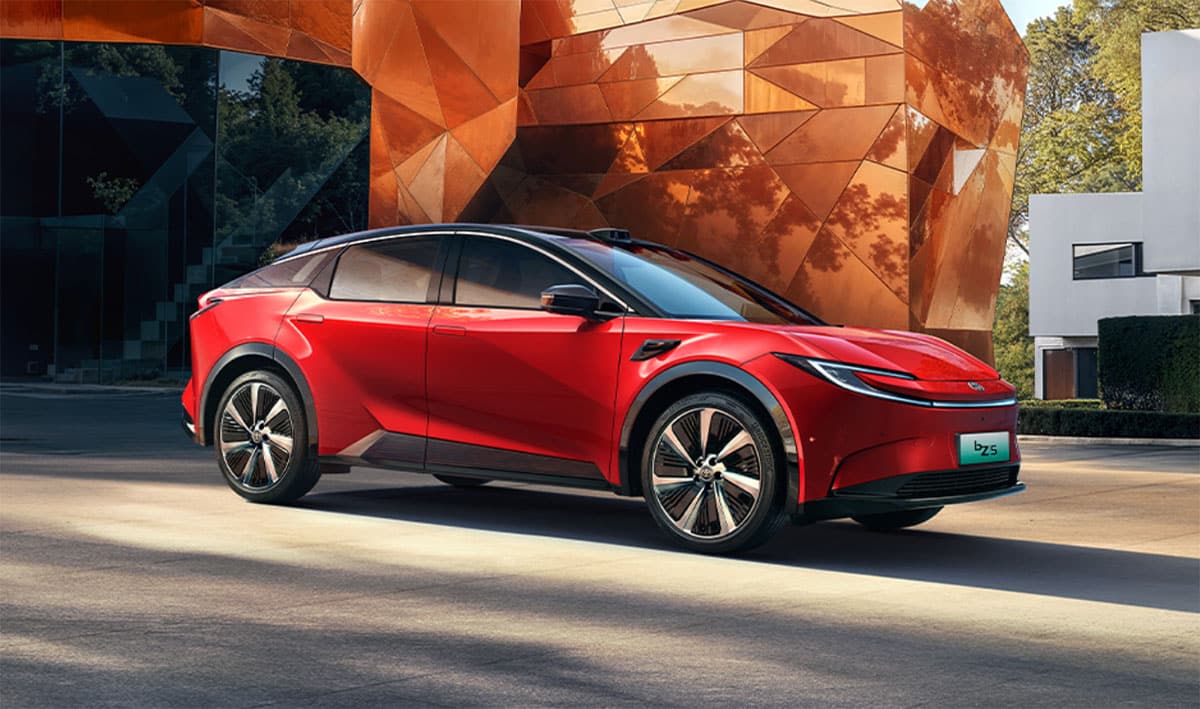 Toyota launches bZ5 coupe SUV equipped with BYD batteries in China, starting at ,070