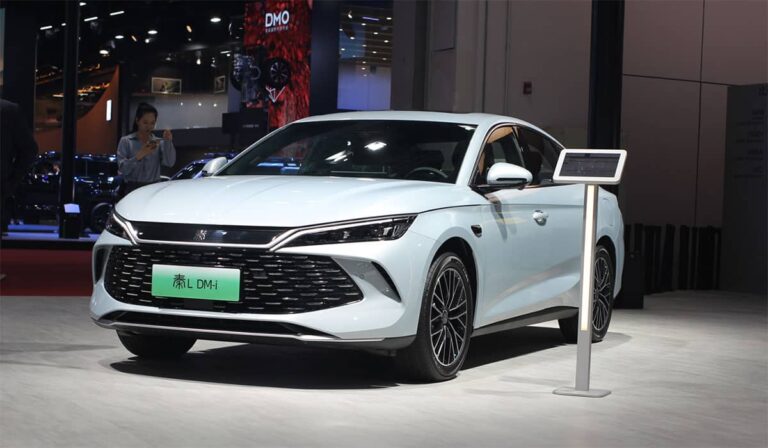 BYD offering rebates to dealers in China, report says