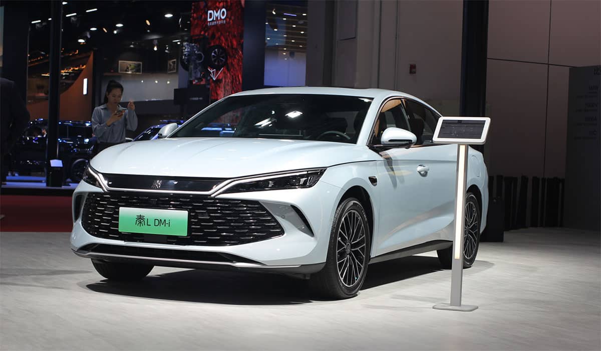 BYD offering rebates to dealers in China, report says