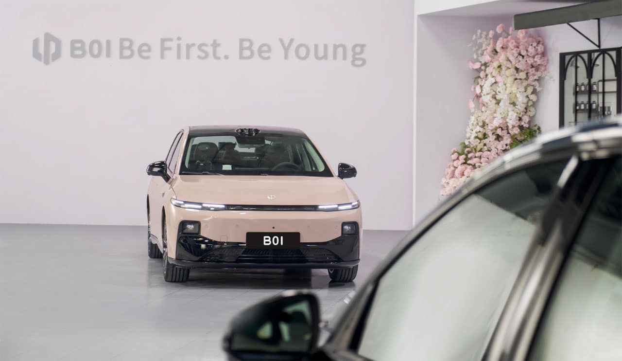 Leapmotor begins pre-sales of B01 electric sedan starting at ,770