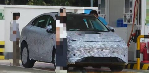 Xpeng working on hybrid version of G6 SUV, spy photos show