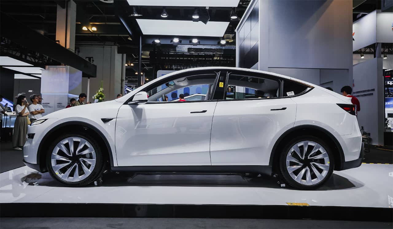 Tesla plans greater smart driving rollout efforts in China, report says