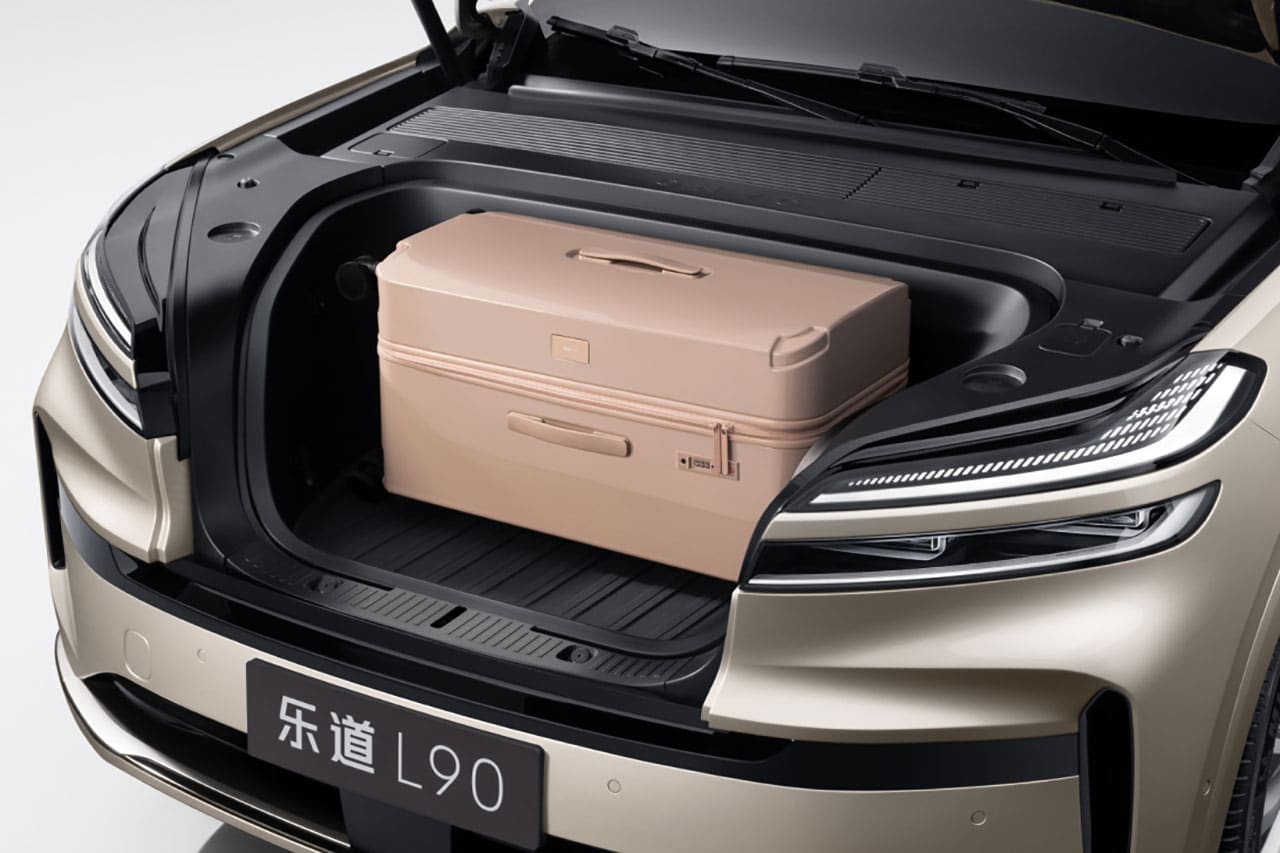 Nio Onvo launches L90 flagship SUV with make-or-break pricing