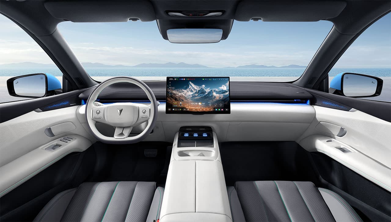 Changan Deepal launches updated L07 sedan featuring Huawei's smart driving system