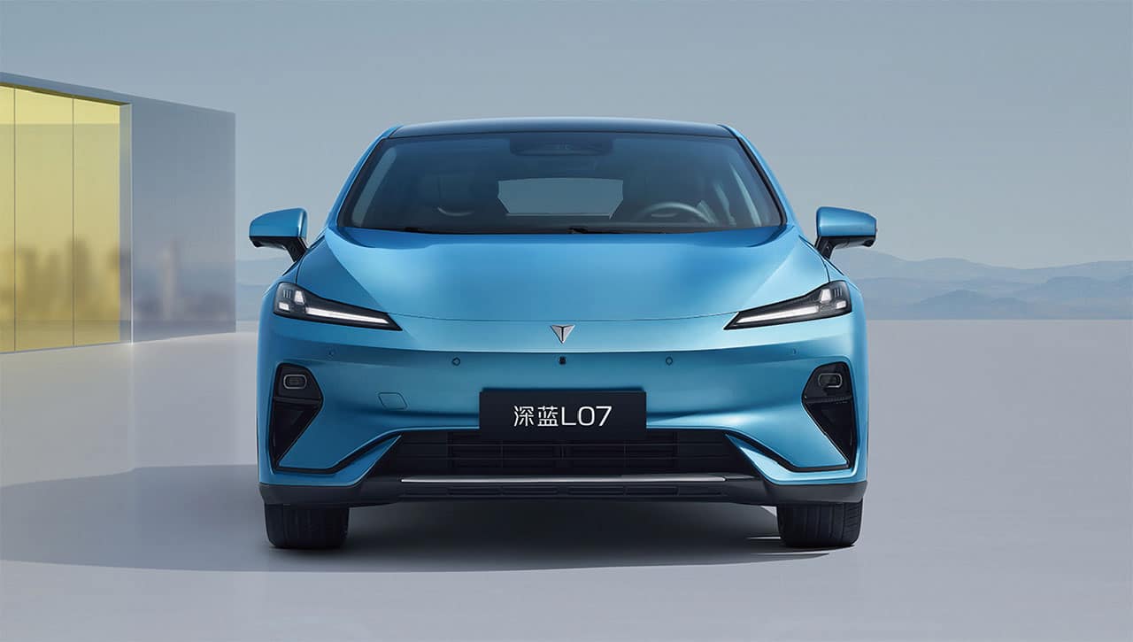 Changan Deepal launches updated L07 sedan featuring Huawei's smart driving system