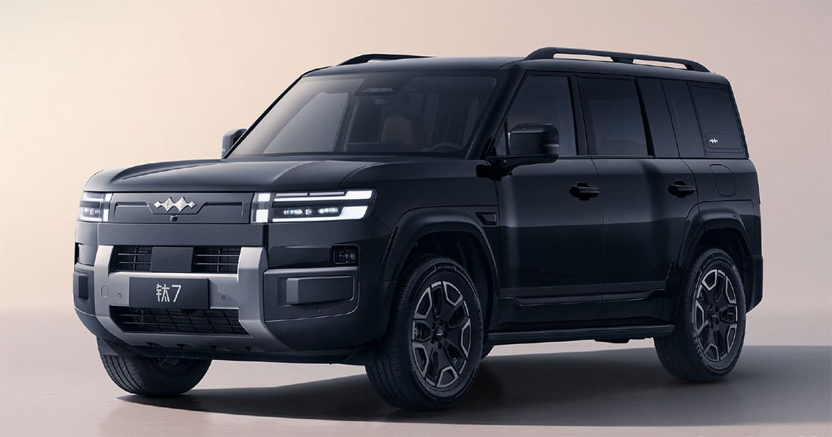 BYD Fang Cheng Bao shares interior of Tai 7 SUV as Q4 launch nears