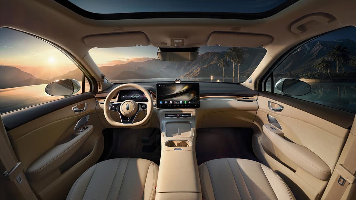 Huawei-SAIC joint brand Shangjie to begin pre-sales first model on Aug 25, releases official interior images