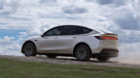 Model Y L now available at all Tesla showrooms in China