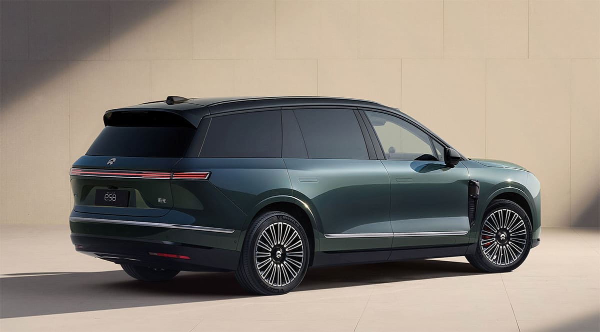 Nio shares more images of all-new ES8 as debut hours away