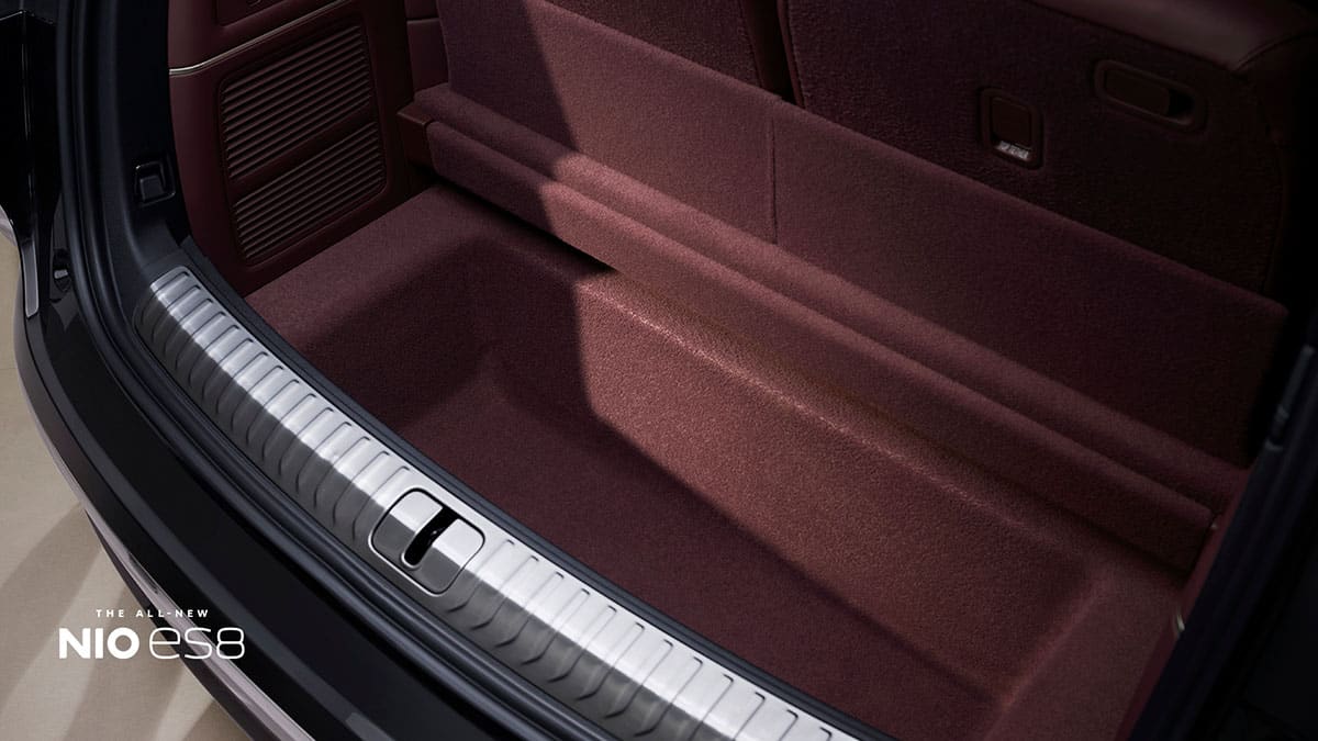 Nio shares more images of all-new ES8 as debut hours away