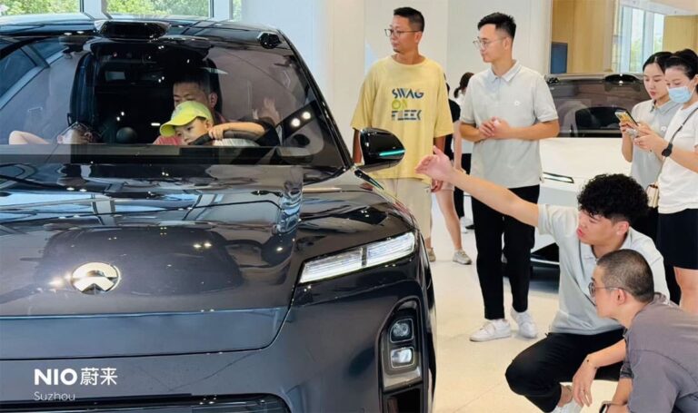 Nio shares hit nearly 1-year high in Hong Kong as optimism over 3rd-gen ES8 continues