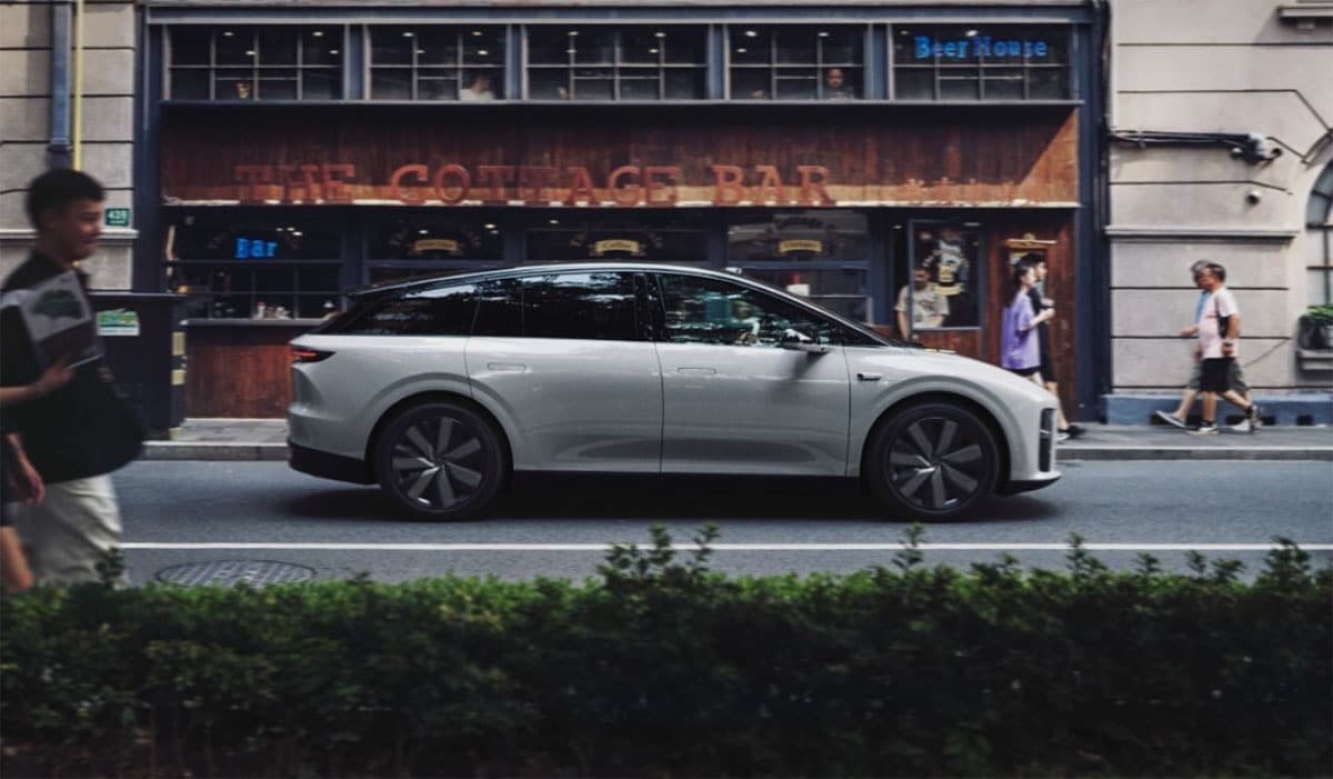 Li Auto to launch i6 electric SUV on Sept 26, targeting monthly sales of up to 10,000 units