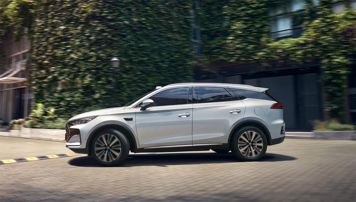 BYD upgrades Tang DM-i hybrid SUV to boost appeal