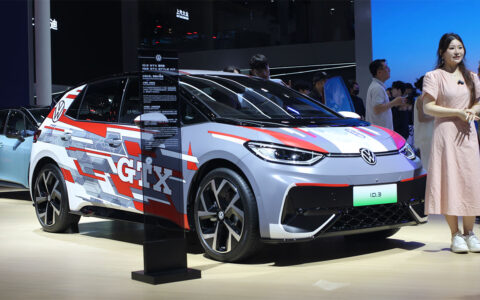 China NEV retail at 697,000 in Sept 1-21, up 10% year-on-year